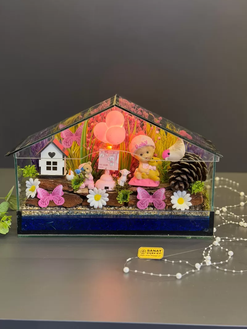 Cam Ev  Kız Bebek Teraryum