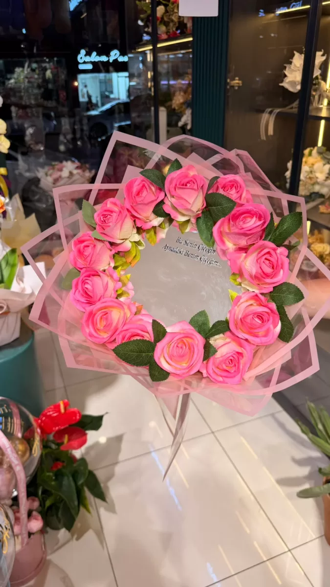 Pembe Güllü Aynalı Buket