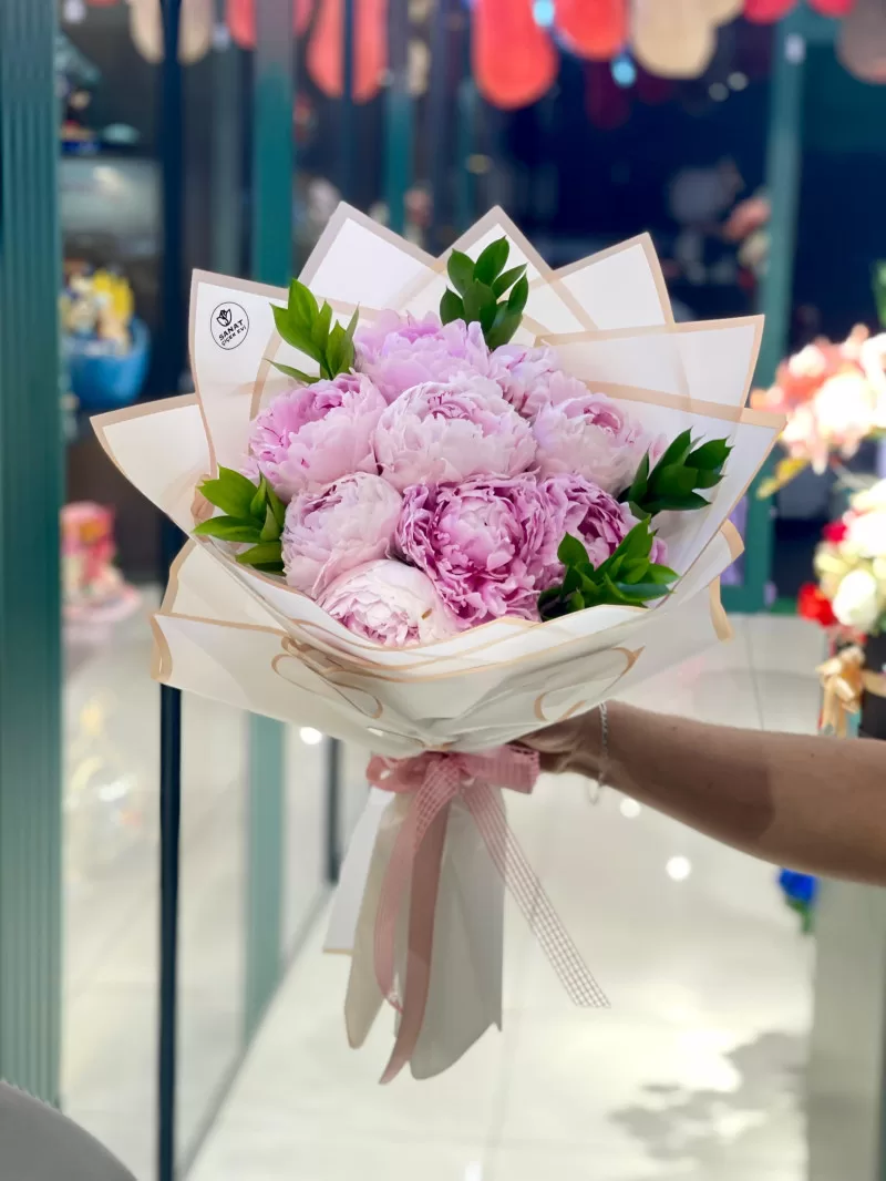 Pembe Şakayık Buketi