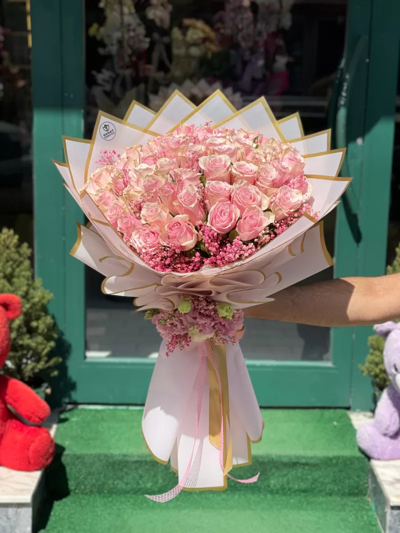 41 Pembe Gül Buketi