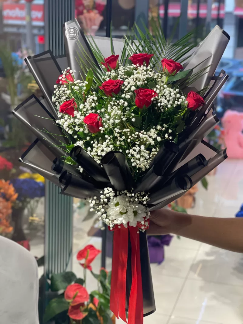 Gebze 9 Kırmızı Gül Buketi